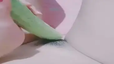 Zhaonje 2 Ngentot Liar Sampe Memek Becek Banjir Sperma